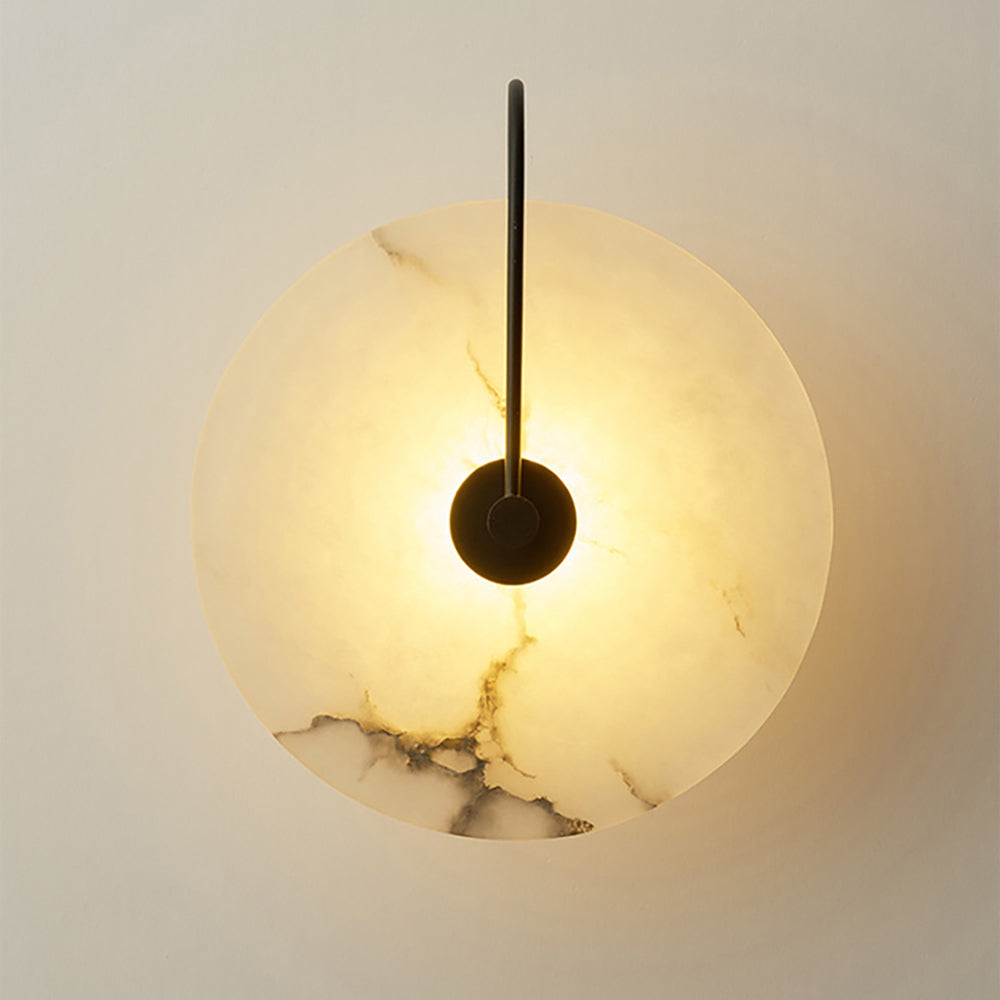 Elegant LED-vägglampa med marmorfinish för stilfulla interiörer