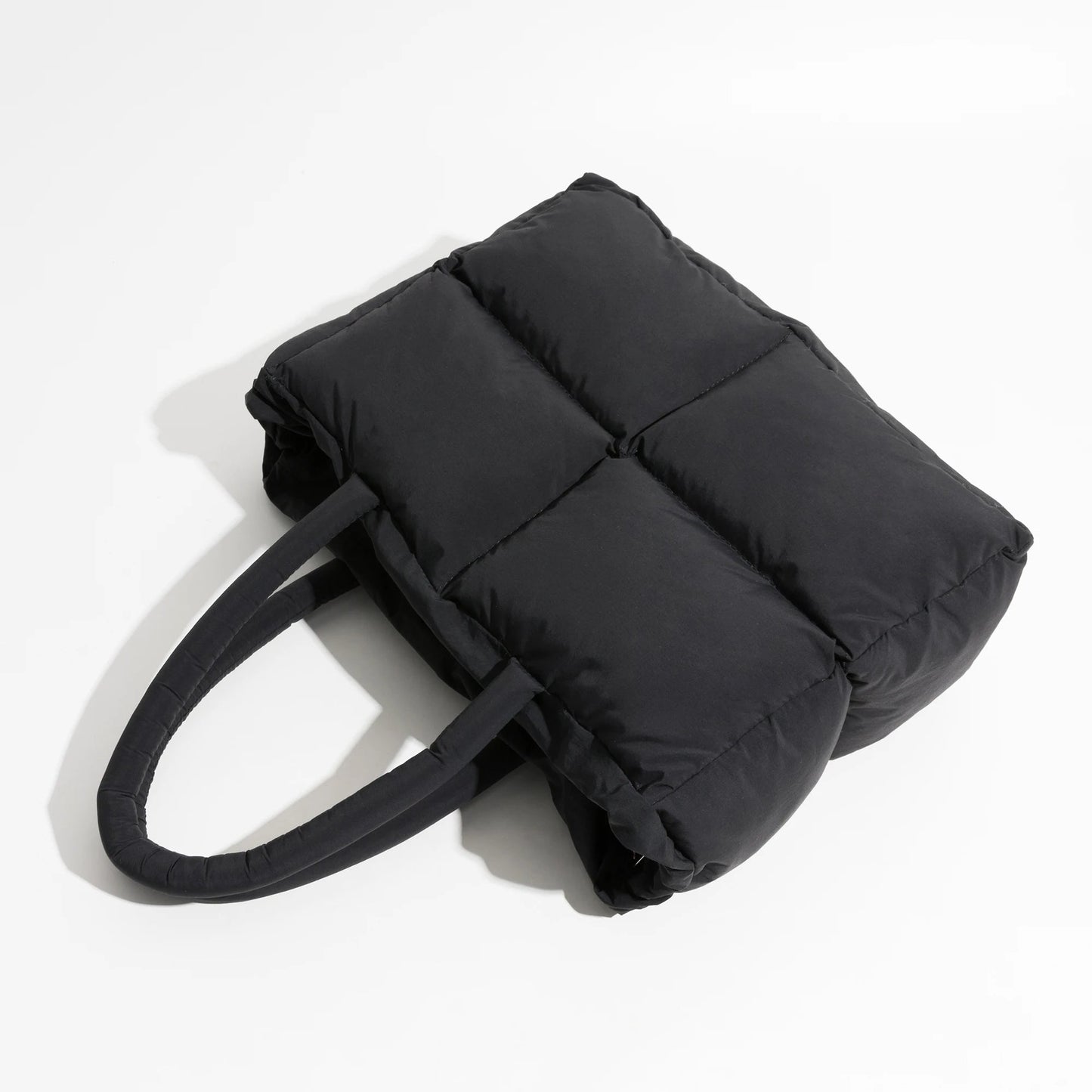 Elegant og praktisk skuldertaske – Nimbus