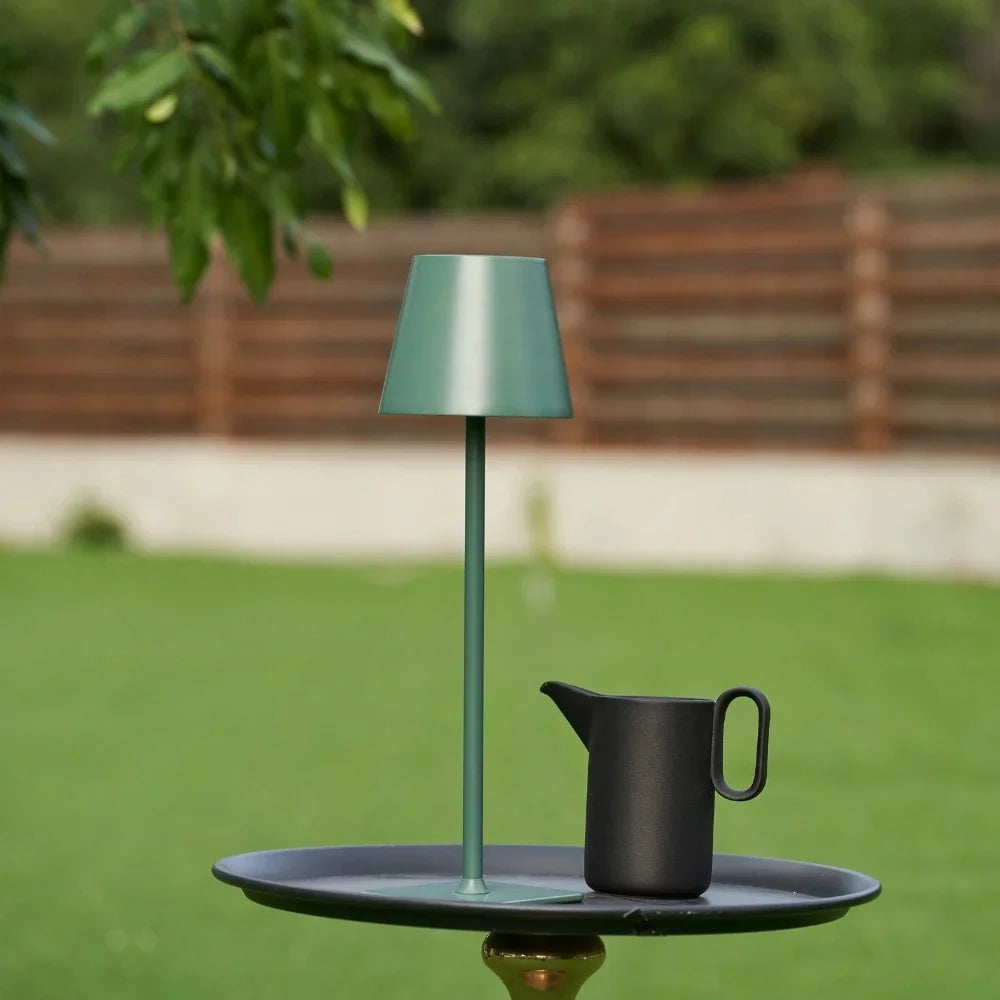 Høj Genopladelig Bordlampe | Trådløs belysning til inde og ude