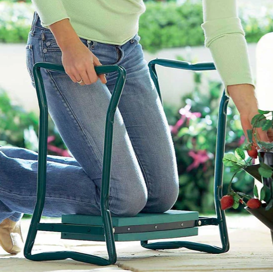 Ergonomisk trädgårdsknäskydd med handtag: Komfort och stöd