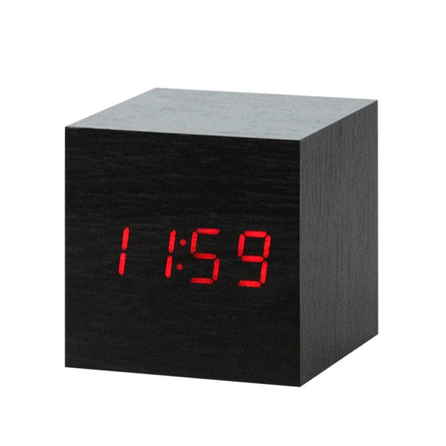Smart LED-väckarklocka med röstaktivering