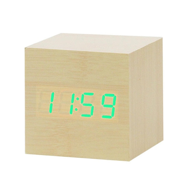 Smart LED-väckarklocka med röstaktivering