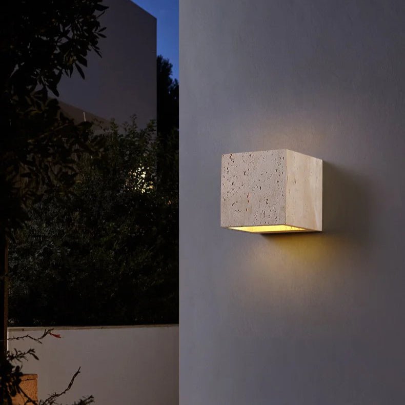 Stilren Travertin Vägglampa med Varmt LED Ljus för Hemmet