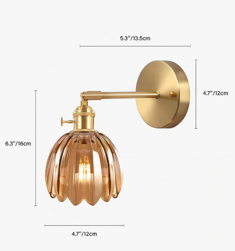 Væglys i Vintage Glas med Tulipan Design og Messing Finish