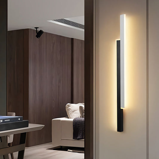 Elegant LED-vägglampa med justerbart varmt ljus