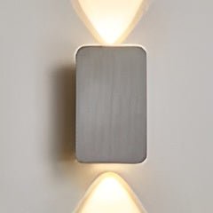 Stilren LED-trappebelysning – Energi- og pladsbesparende