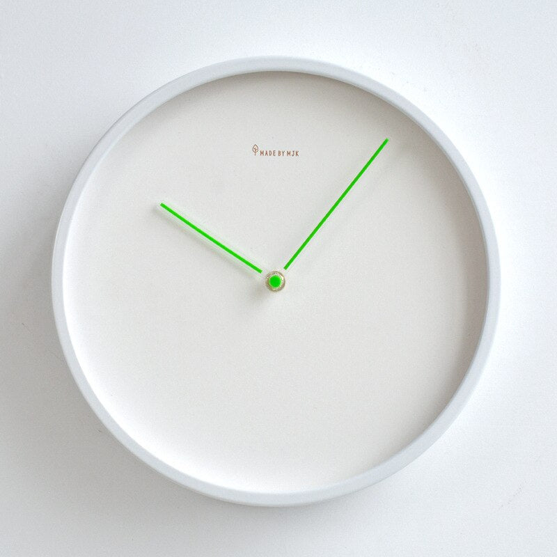 Minimalistisk Väggklocka i Skandinavisk Design - Skara