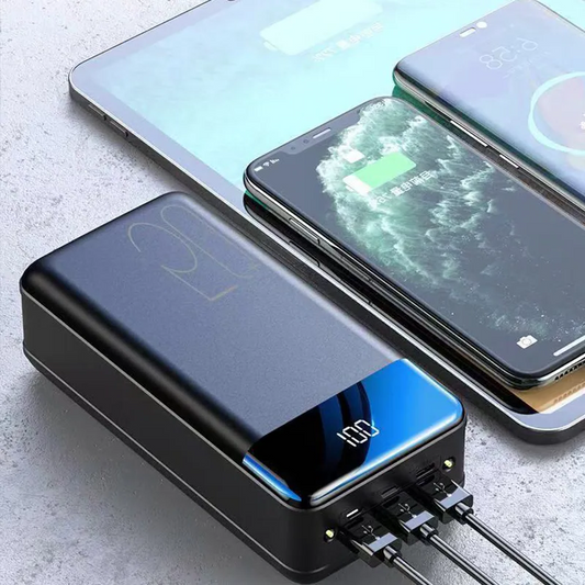 Kraftfuld Powerbank med 50.000mAh – Hurtig Opladning til Alle Dine Enheder