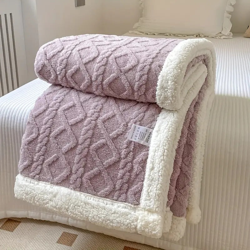 Vendbar Fleece Tæppe: Blød Komfort & Stilfuld Elegance