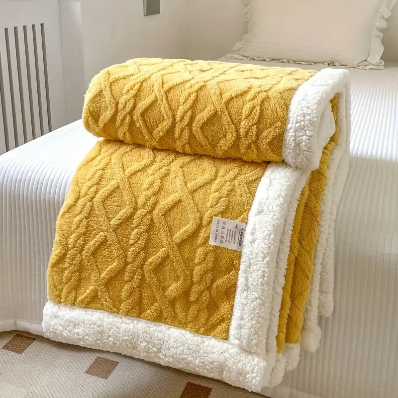 Vendbar Fleece Tæppe: Blød Komfort & Stilfuld Elegance