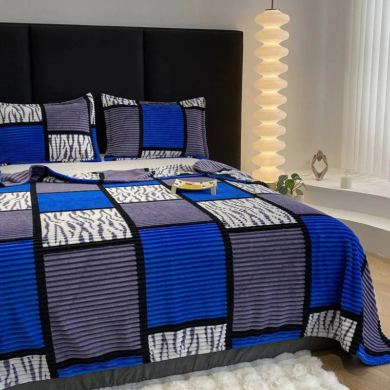 Blød og Varm Plaid i Tidløst Design til Sofa og Seng