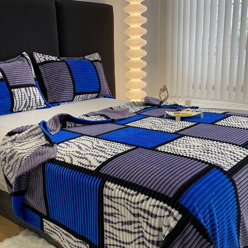Blød og Varm Plaid i Tidløst Design til Sofa og Seng