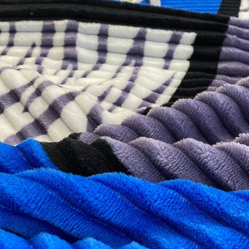 Blød og Varm Plaid i Tidløst Design til Sofa og Seng