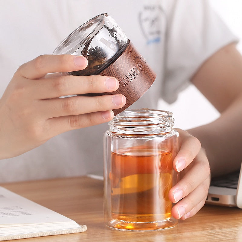 Bärbart tefilter i glas – praktiskt och lätt att använda