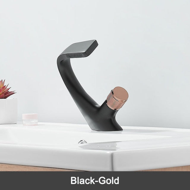 Kreativ Chrome Vandfald Elegant Vandhane