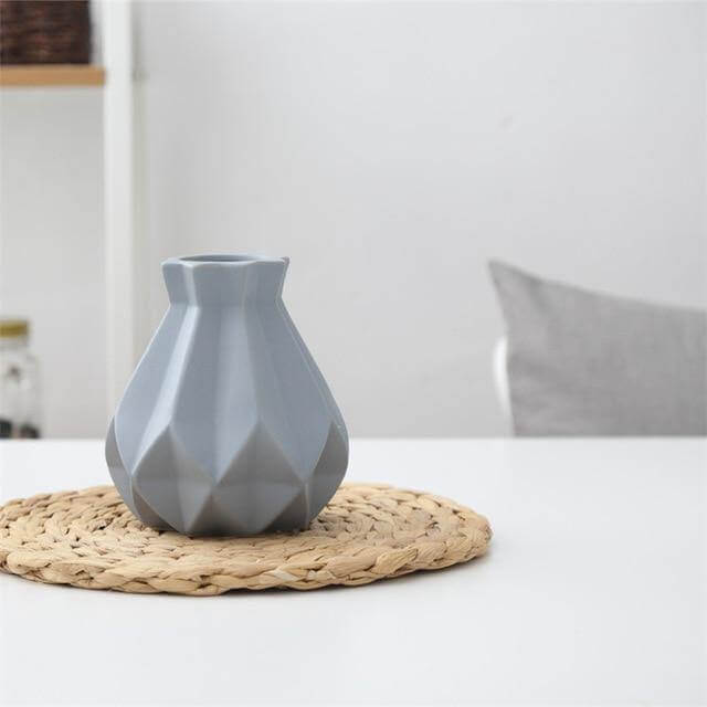 Elegant Keramikvase til Dit Hjem