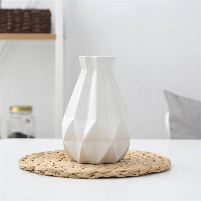 Elegant Keramikvase til Dit Hjem
