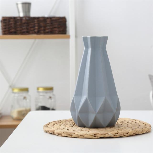 Elegant Keramikvase til Dit Hjem