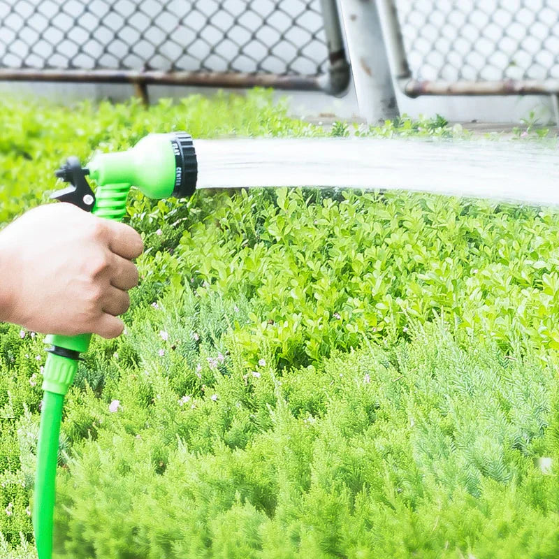 Udvidelig Havevandslange med Justerbar Sprøjtehoved – AquaFlex