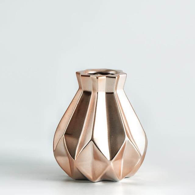 Elegant Keramikvase til Dit Hjem