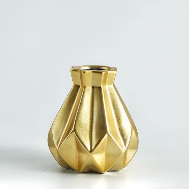 Elegant Keramikvase til Dit Hjem