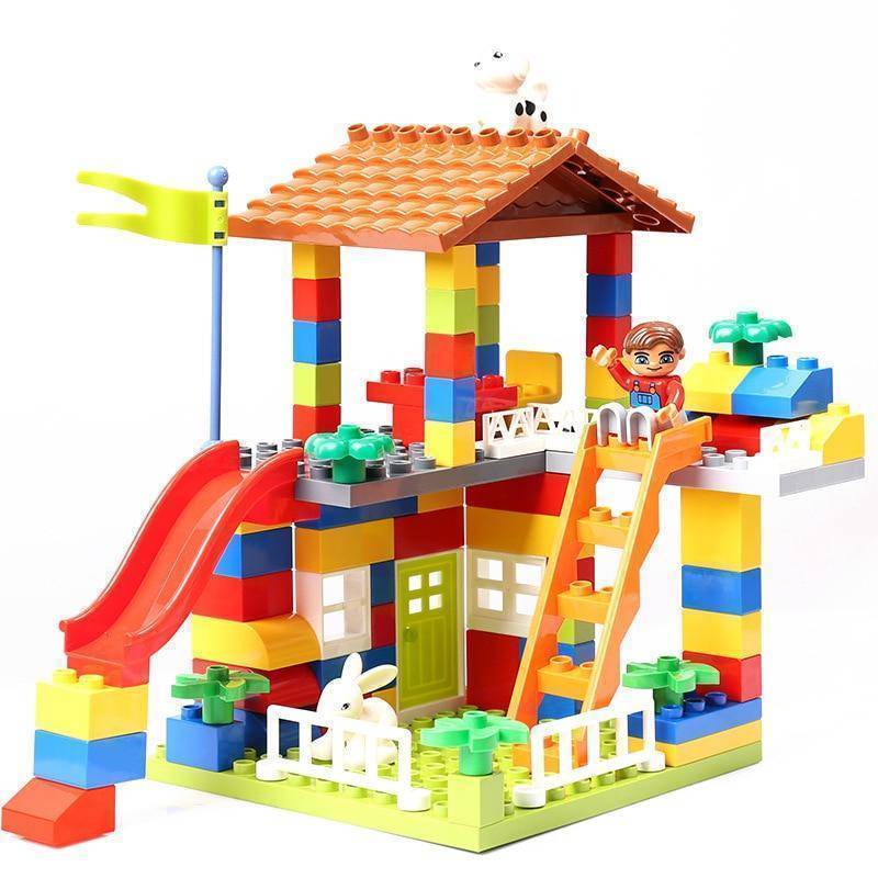 Färgstarkt LEGO Slott för Barn - Kreativ Lek och Samvaro