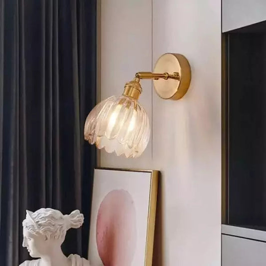 Retro glas væglampe – væglampe formet som en tulipan knop