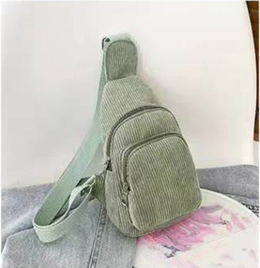 Elegant Crossbody Taske i Cord med Praktiske Rum