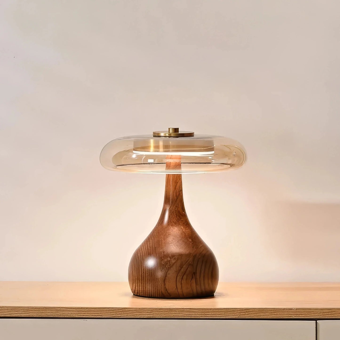 Elegant Retrobordslampa i japansk stil - Skapa myskänsla