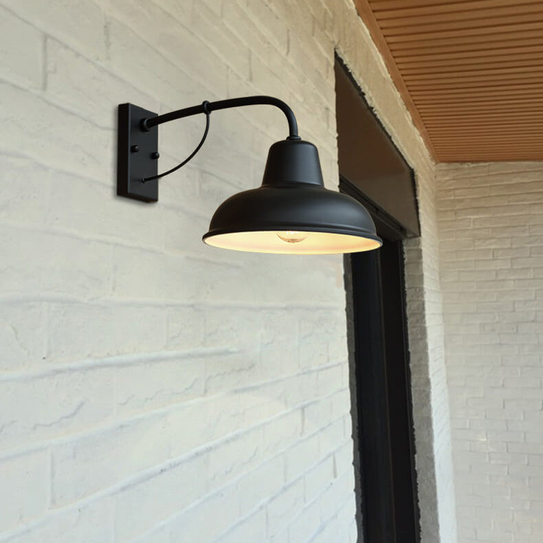 Rustik Utomhus Vägglampa i Järn – Vintagestil och Hållbarhet