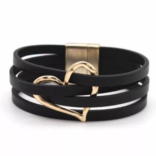 Elegant läderarmband med skiktad design