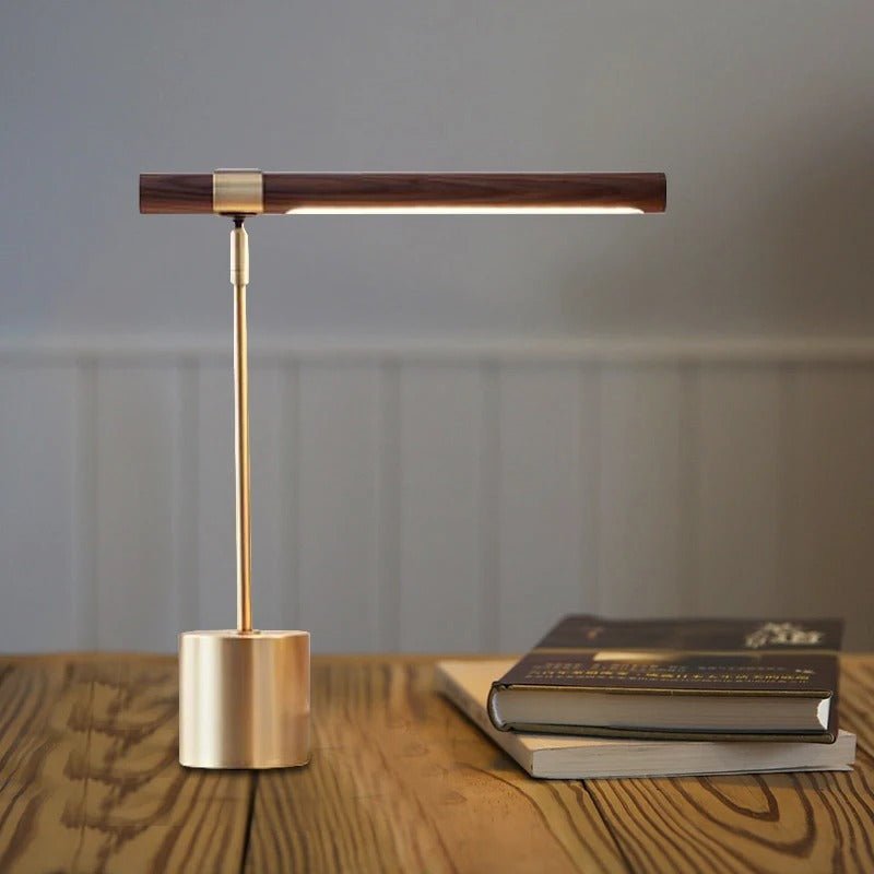 Stilren bordslampa i minimalistisk design - Perfekt belysning