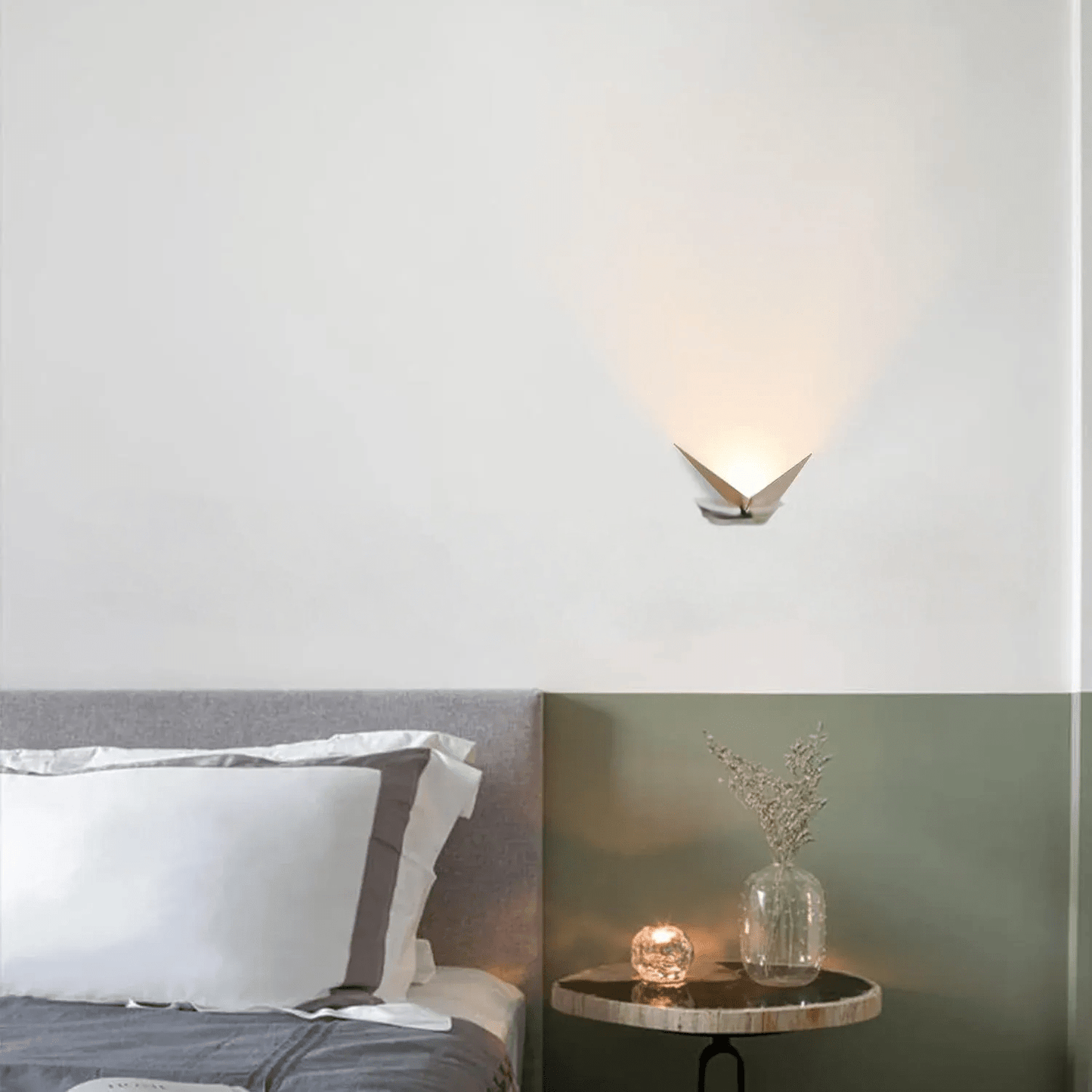 Moderne LED-væglampe i trekantet design – Energibesparende lys