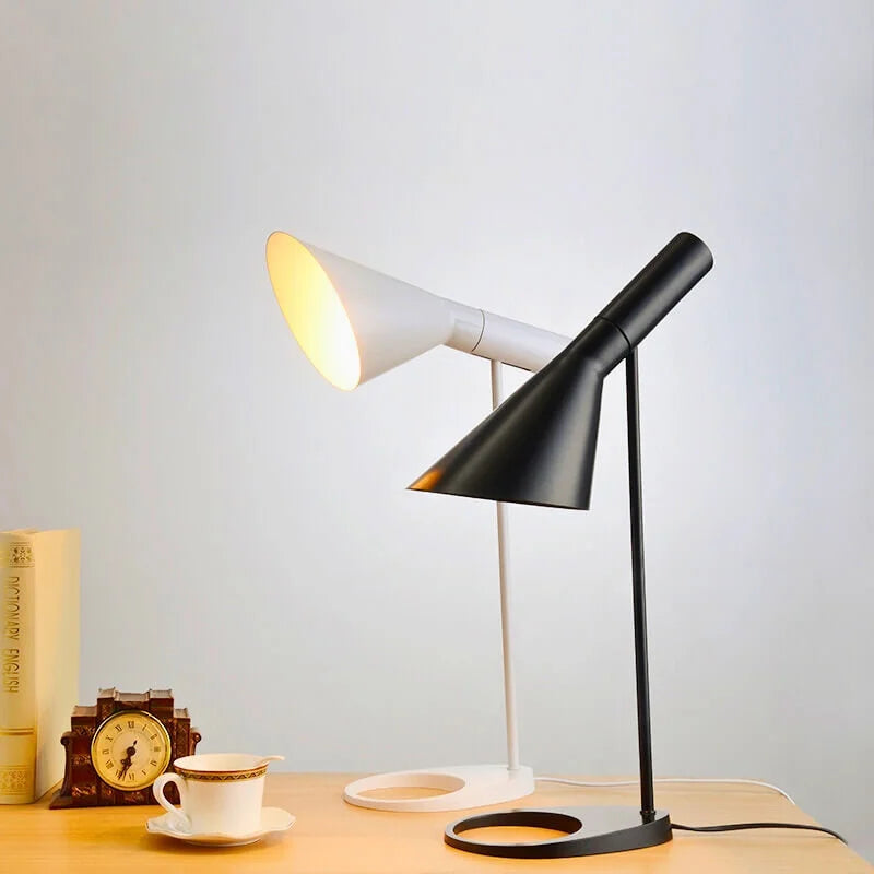 Justerbar Bordlampe med Behageligt Varmt LED Lys