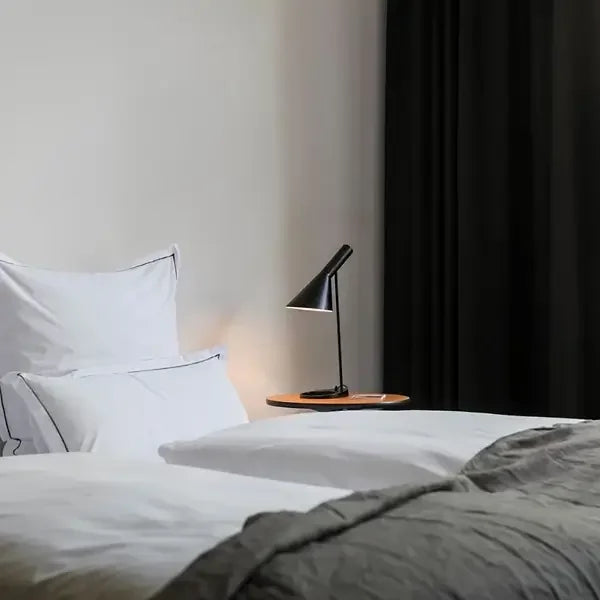 Justerbar Bordlampe med Behageligt Varmt LED Lys