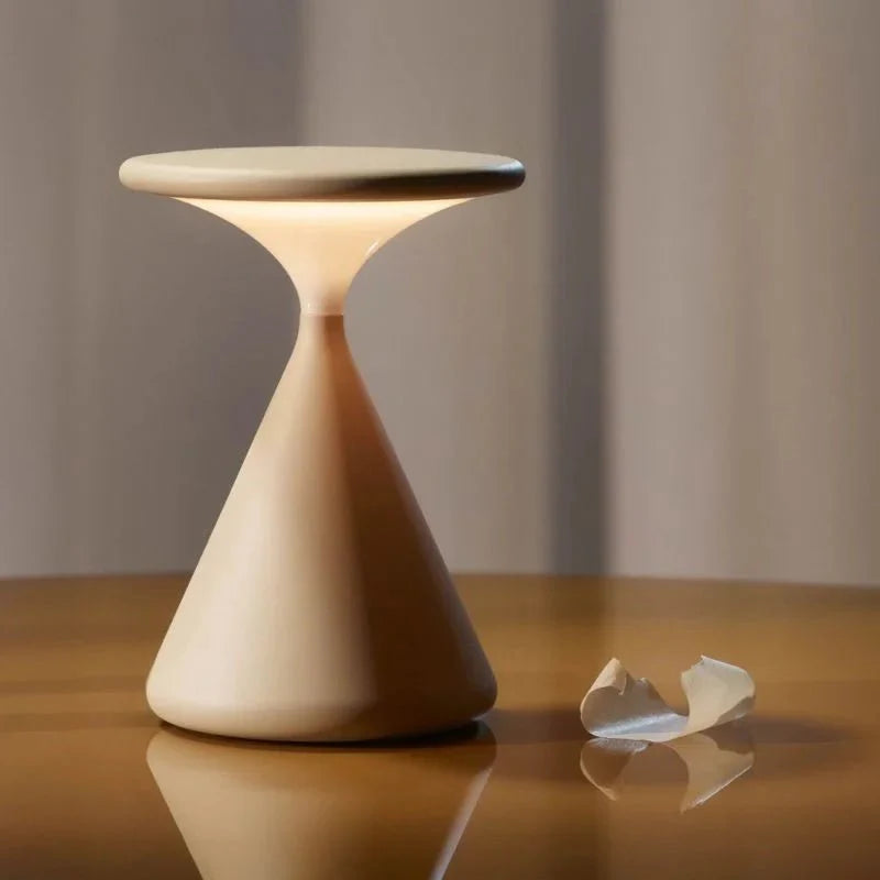 Trådløs Sandglas Lampe med Touch-Dimmer og Elegant Design