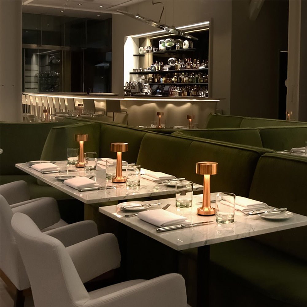 Trådlös LED-bordslampa – justerbar ljusstyrka, elegant design