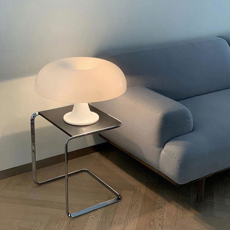 Stilren Svampebordlampe med Justerbar Belysning
