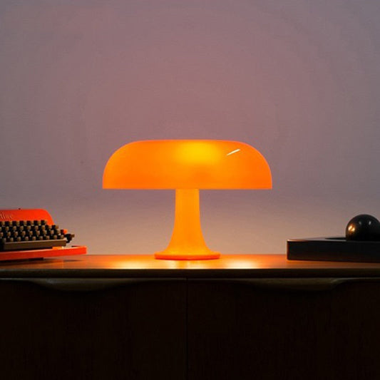 Stilren Svampbordslampa med Justerbar Belysning