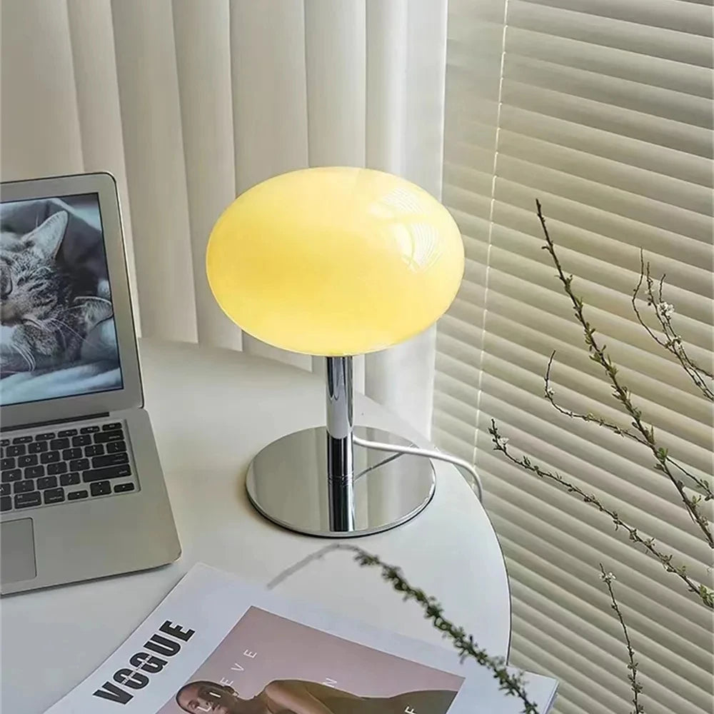 Stilfull bordslampa med justerbar LED-belysning