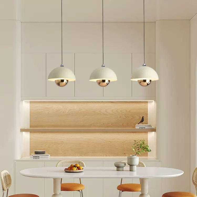 Elegant podformad pendel med justerbar ljusstyrka