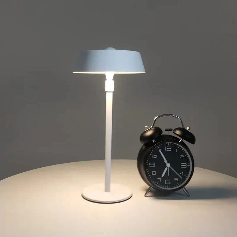 Bærbar og Genopladelig LED-lampe med Touchsensor