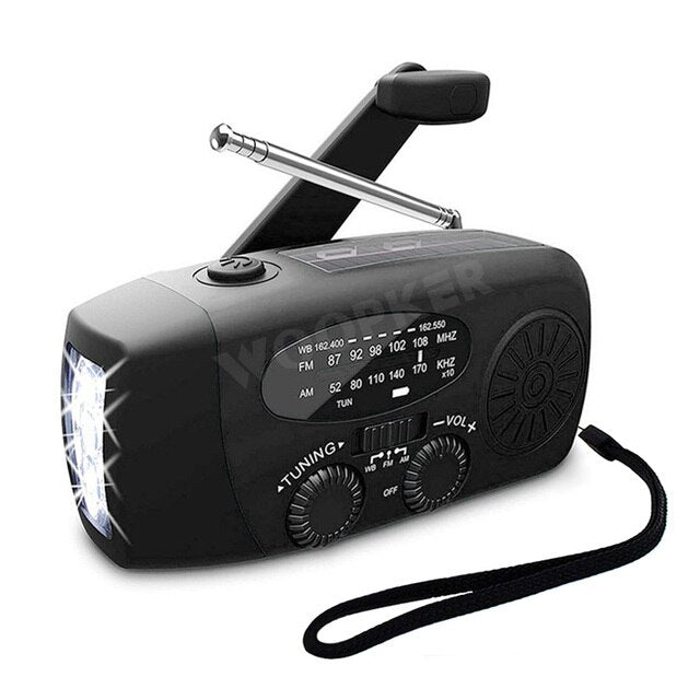 Multifunktionell nödradio med solenergi och powerbank