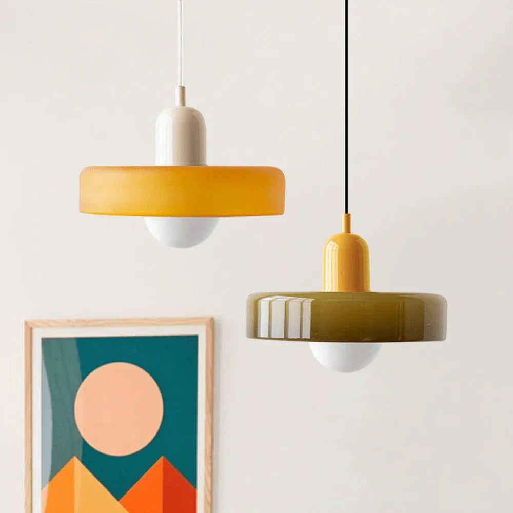 Färggrann Glashänglampa med Modern Bauhaus-Design