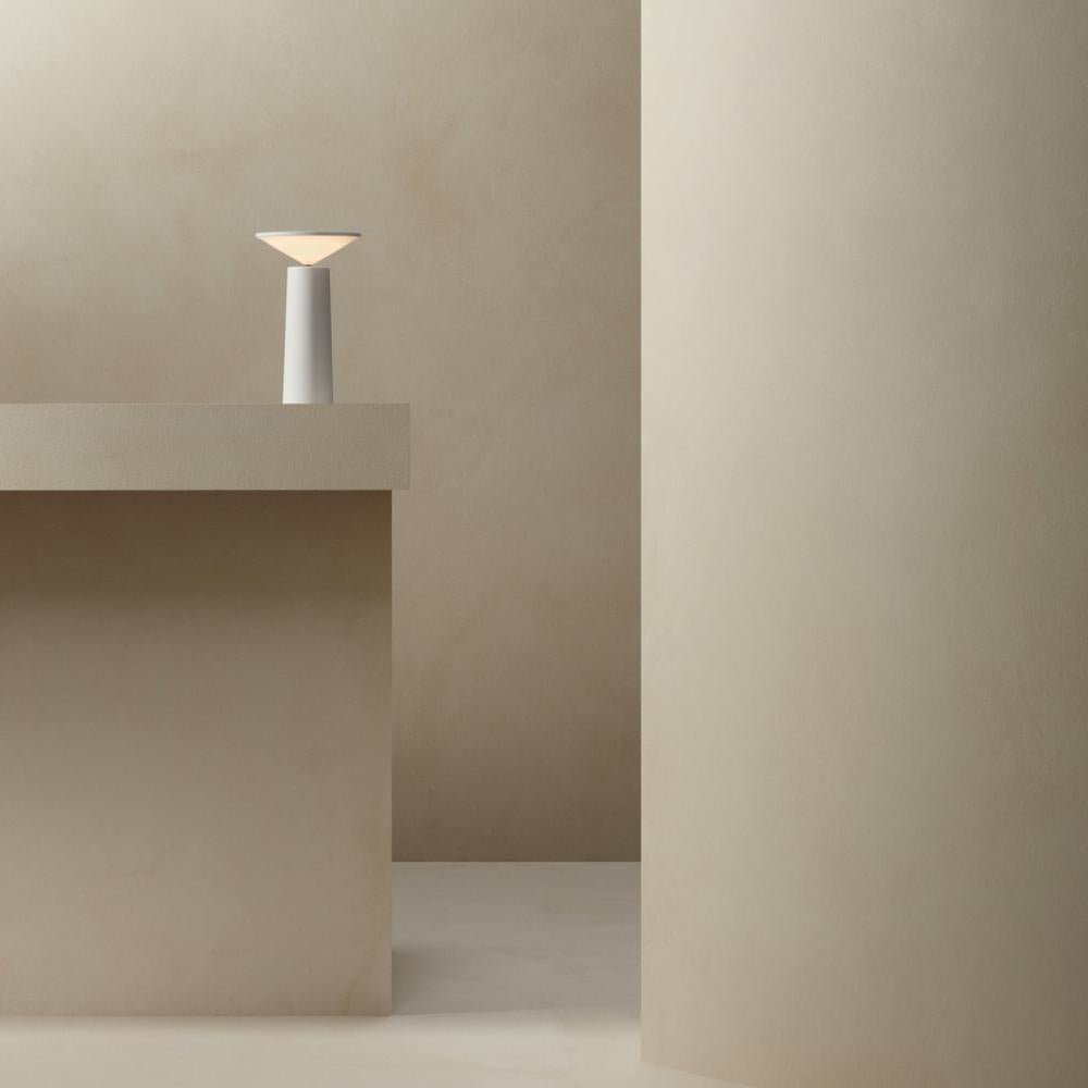 TriFlex LED-bordslampa - Flexibel belysning för alla rum