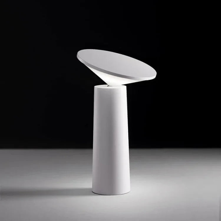 TriFlex LED-bordslampa - Flexibel belysning för alla rum