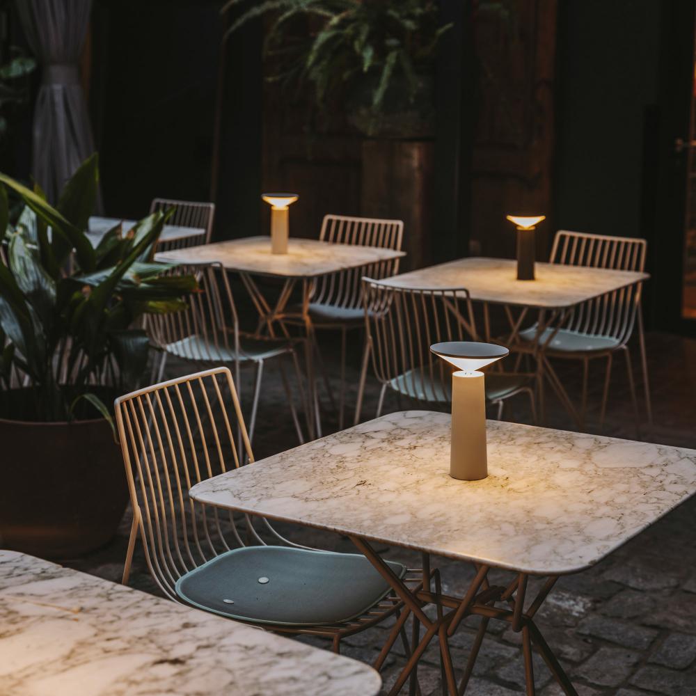 TriFlex LED-bordslampa - Flexibel belysning för alla rum