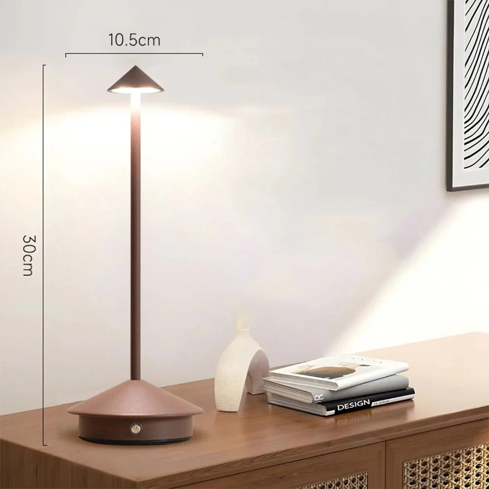 Elegant USB-bordlampe med berøringsfunktion og dæmpbart lys