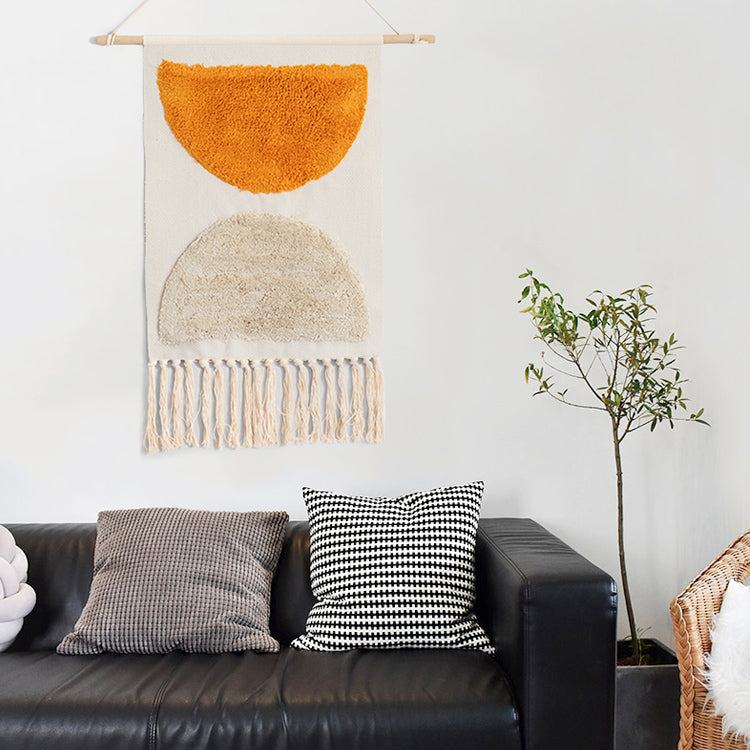 Geometrisk väggdekoration med läckra fransar