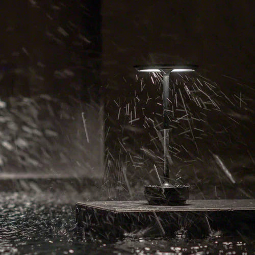 Trådløs LED Bordlampe i Guld - Stilfuld og Justerbar Belysning